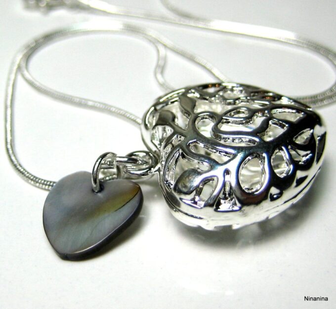 N1530tertere_collier_coeur_plaque_argent