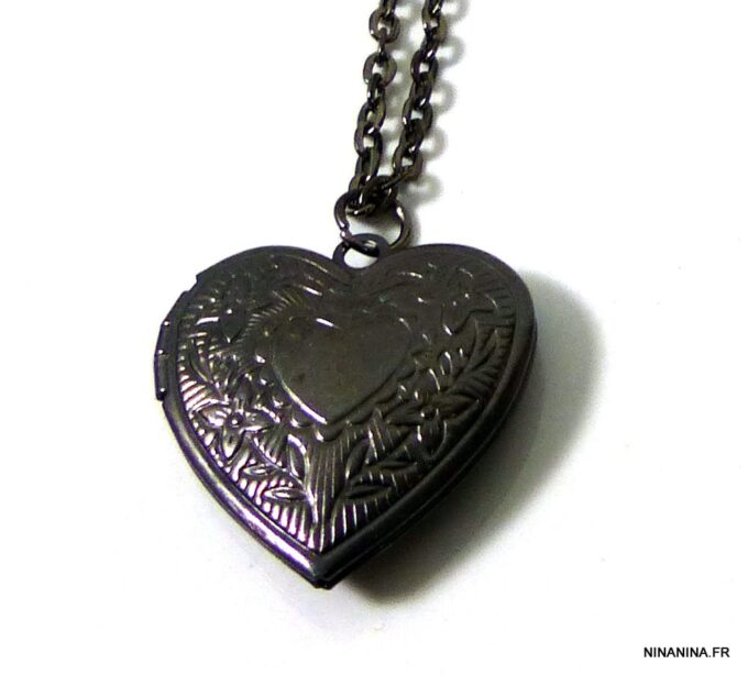 N1565tera_collier_coeur_porte-photo_metal_noir-1