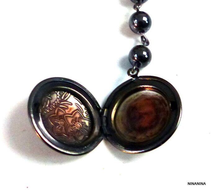 N1591terc_collier_femme_chapelet_porte-photo_metal_noir_perles-1