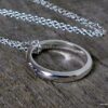 N1650tertera_Collier_anneau_plaque_argent