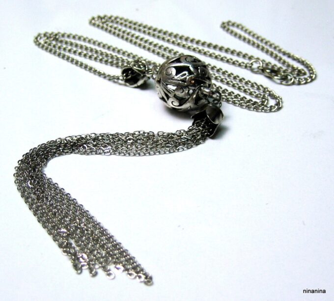 N1653terd_collier_sautoir_pompon_metal_argente-1