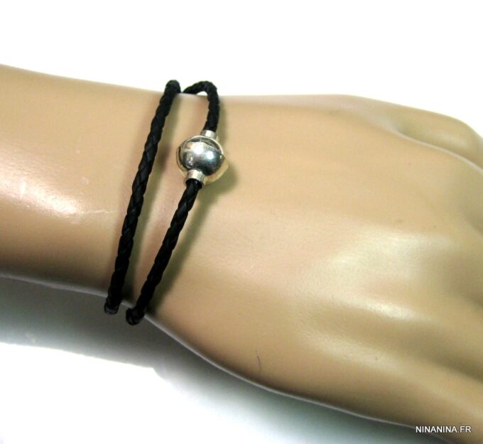 N1711terc_bracelet_cordon_cuir_tresse_fermoir_boule_aimante