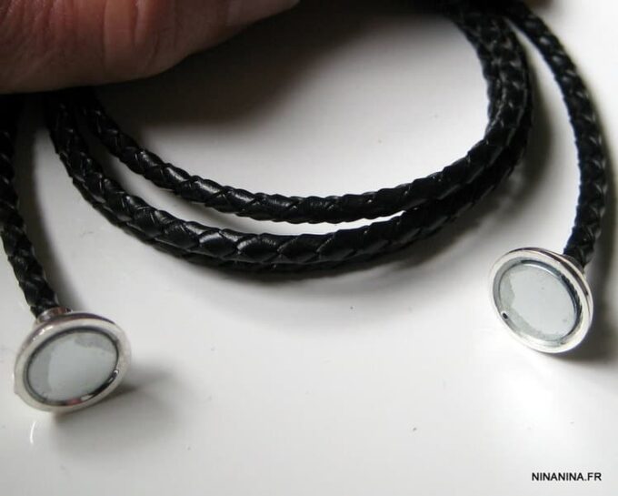 N1745TERa_bracelet_cuir_tresse_et_fermoir_boule