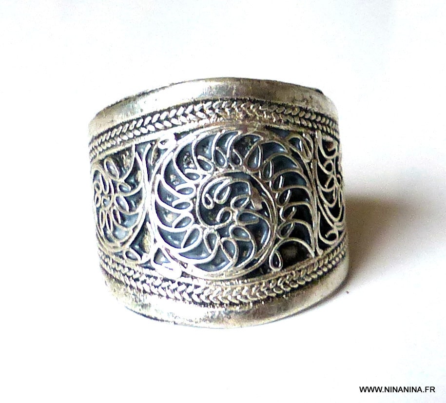 Bague Petit Doigt Argenté Ciselée - Taille 50 - Occasion Très Bon État