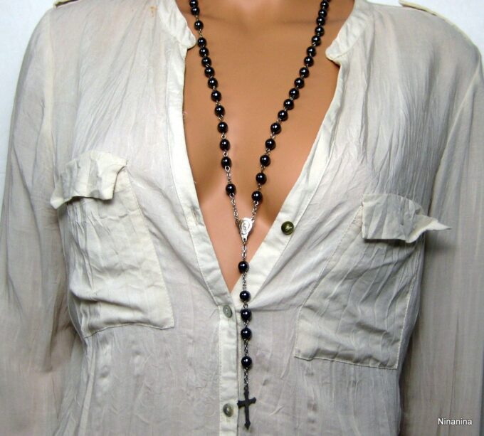 N1862terh_chapelet_croix_perles_noires