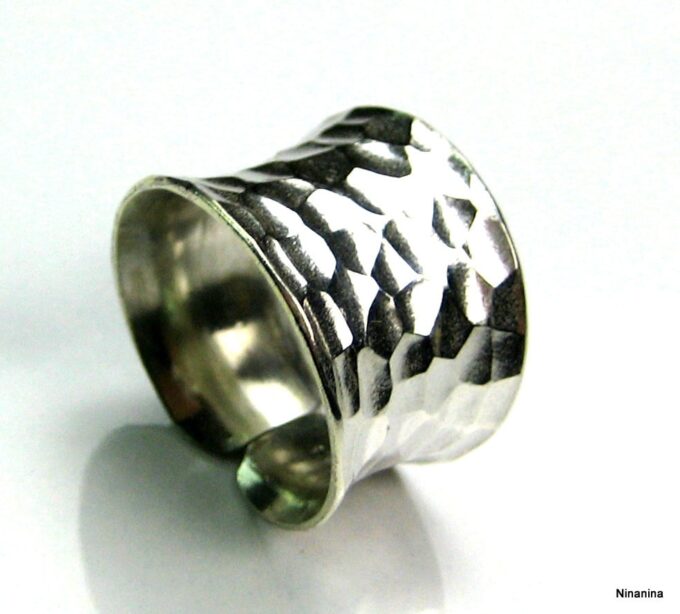 N1907ter_bague_argent_massif_martele