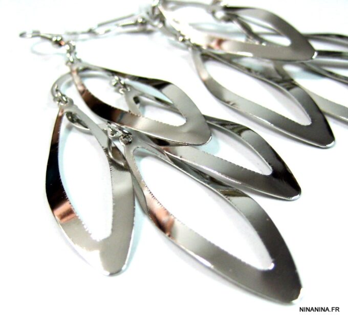 N1933tere_boucles_longues_metal_argent