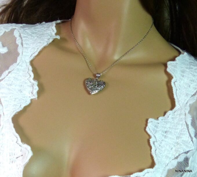 N1957terf_Collier_femme_coeur_porte-photo_metal_argente