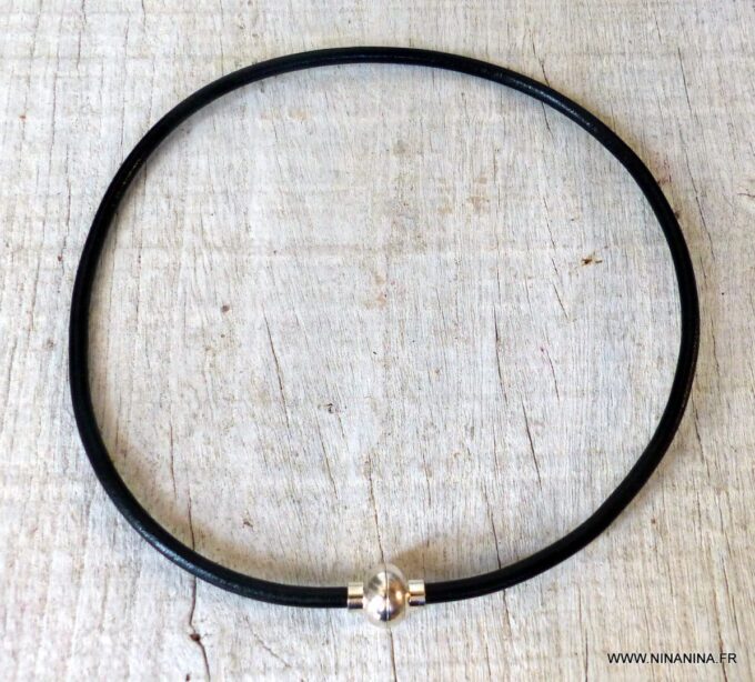 N2062b_-_Collier_cordon_cuir_ras_de_cou_homme_et_femme_-_Bijoux_Colliers_en_ligne_Ninanina
