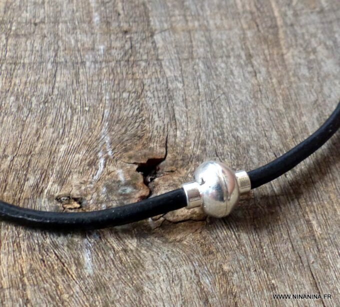 N2062g_Collier_homme_cordon_cuir_fermoir_boule_aimante_metal_argente_-_Bijoux_Colliers_en_ligne_Ninanina