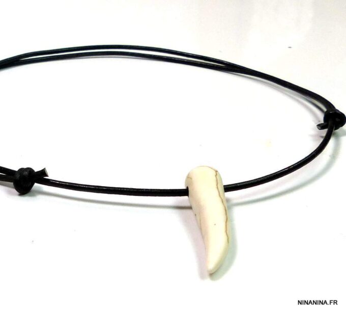 N2077tera_collier_cordon_cuir_corne_blanche