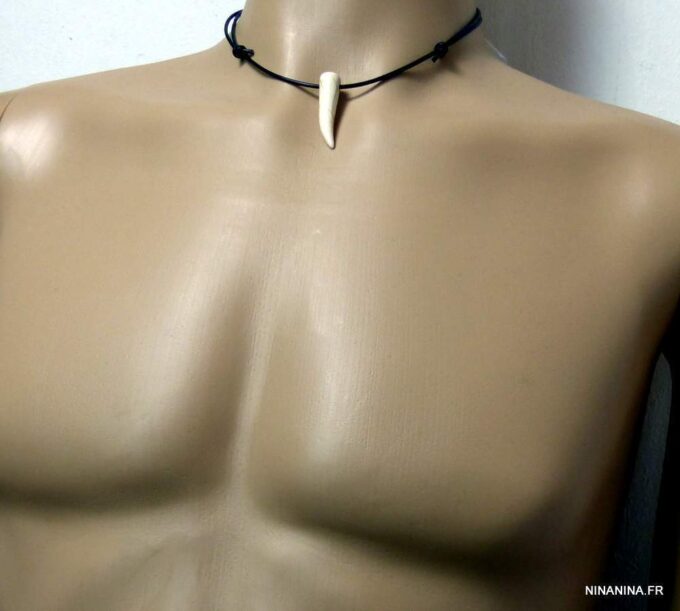 N2077terf_collier_cordon_cuir_corne_blanche
