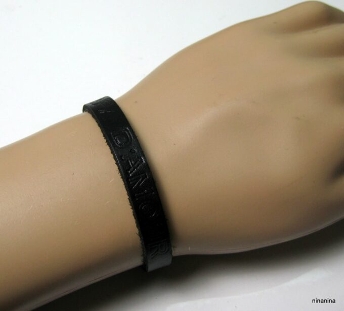 N2079tero_bracelet_cuir_homme_grave