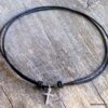 N2089d_Collier_homme_cordon_cuir_croix_argent_925_massif_NINANINA