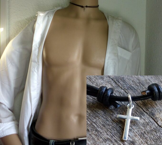 N2089e_Collier_homme_cordon_cuir_croix_argent_925_massif_NINANINA