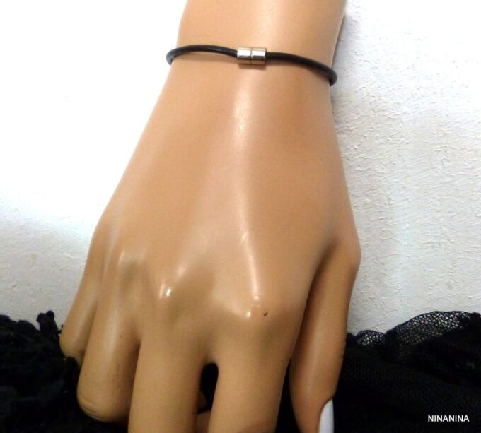 N2188c_bracelet_homme_femme_cordon_cuir_fermoir_aimante_acier_inoxydable_aimante
