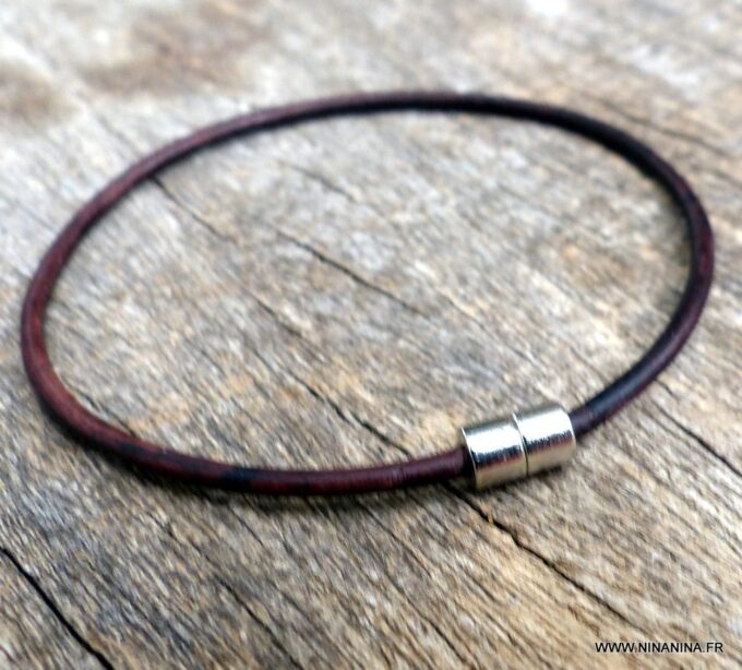 N2188d_Bracelet_homme_cordon_cuir_fermoir_acier_aimante_-_Bijoux_Bracelets_en_ligne_ninanina