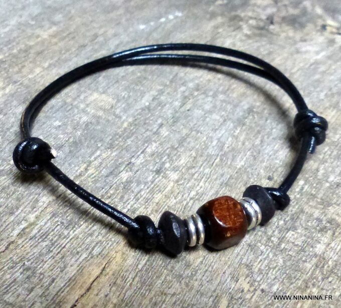 N2223A_Bracelet_homme_cordon_cuir_et_perles_en_bois_NINANINA