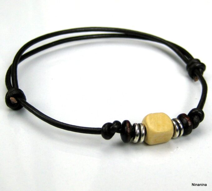 N2223terb_bracelet_cordon_cuir_et_perle_bois