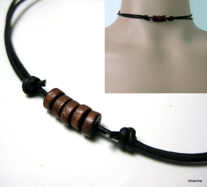 N2280ter_collier_cordon_cuir_et_rondelles_bois
