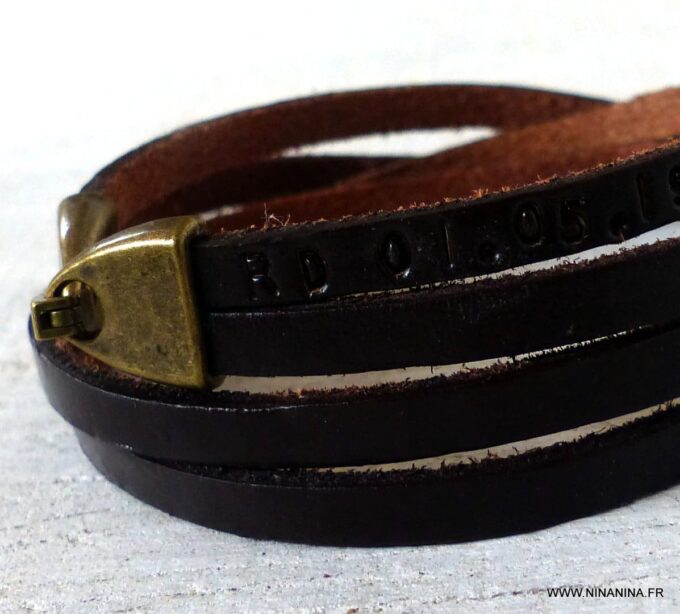 N2301a_Bracelet_cuir_marron_fermoir_bronze_personnalise_-_Bijoux_Bracelets_en_ligne_Ninanina