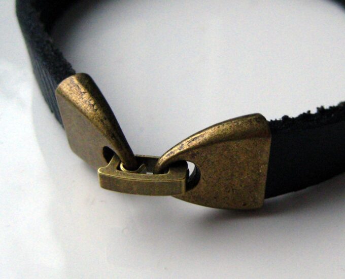 N2302e_bracelet_cuir_homme_fermoir_aimante