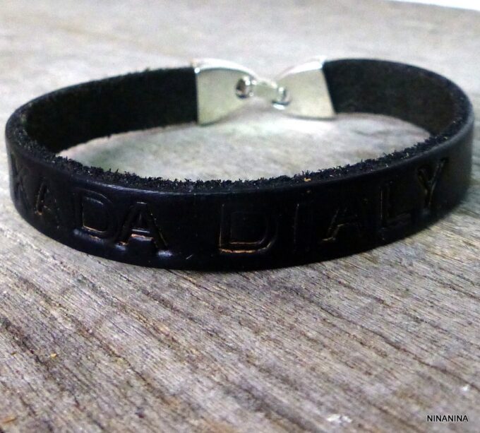 N2302terd_Bracelet_homme_cuir_personnalise_prenom-1