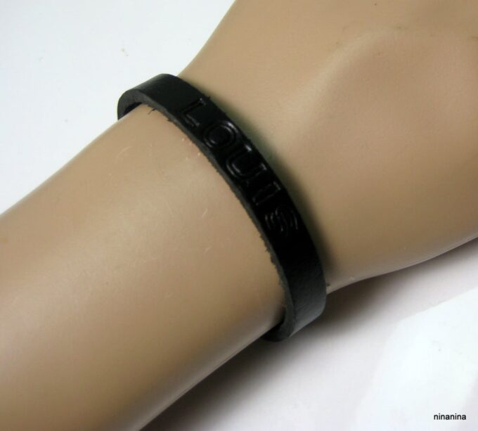 N2302terf_bracelet_cuir_grave_prenom-1