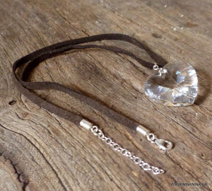 N2315 Pendentif coeur swarovski blanc collier cordon daim - Bijoux Colliers en ligne Ninanina