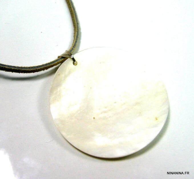 N2347terc_collier_cordon_daim_nacre_blanche