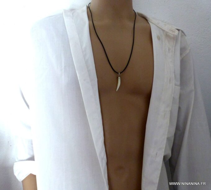 N2379g_Collier_homme_cordon_cuir_dent_de_tigre_nacre_-_Bijoux_Colliers_en_ligne_Ninanina