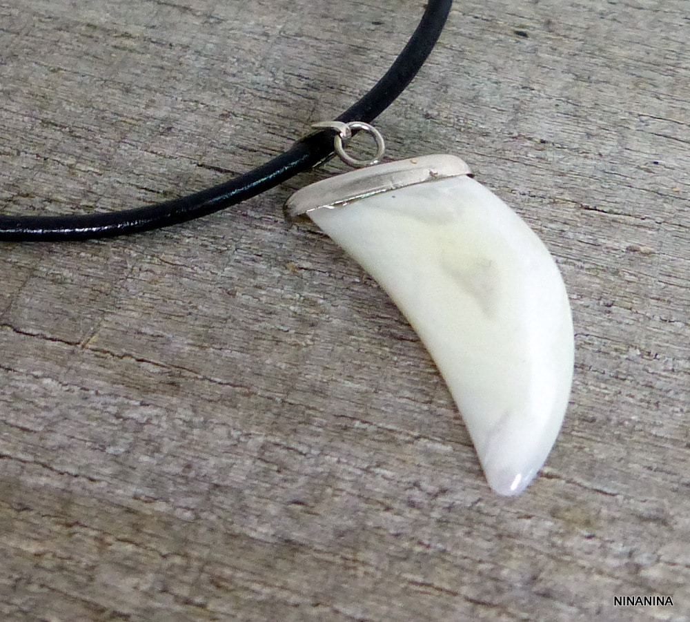 Collier dent de requin cordon cuir Et Nacre – Image 28