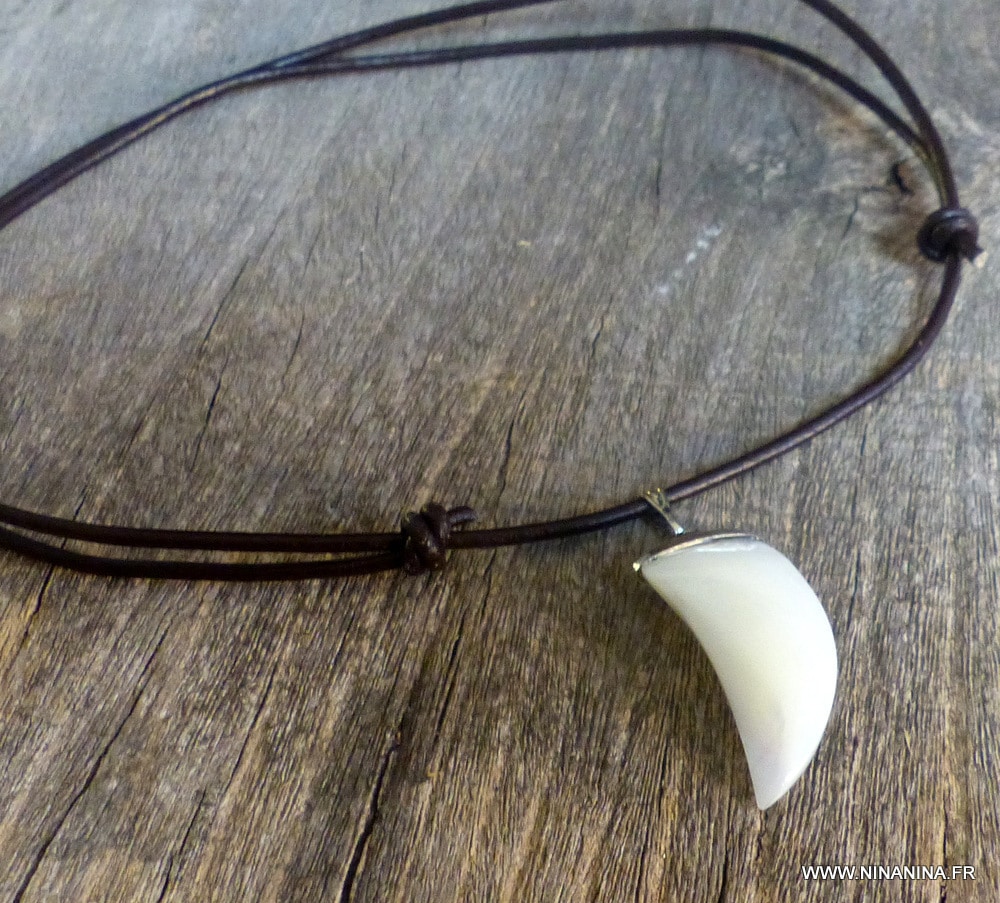 Collier dent de requin cordon cuir Et Nacre – Image 5