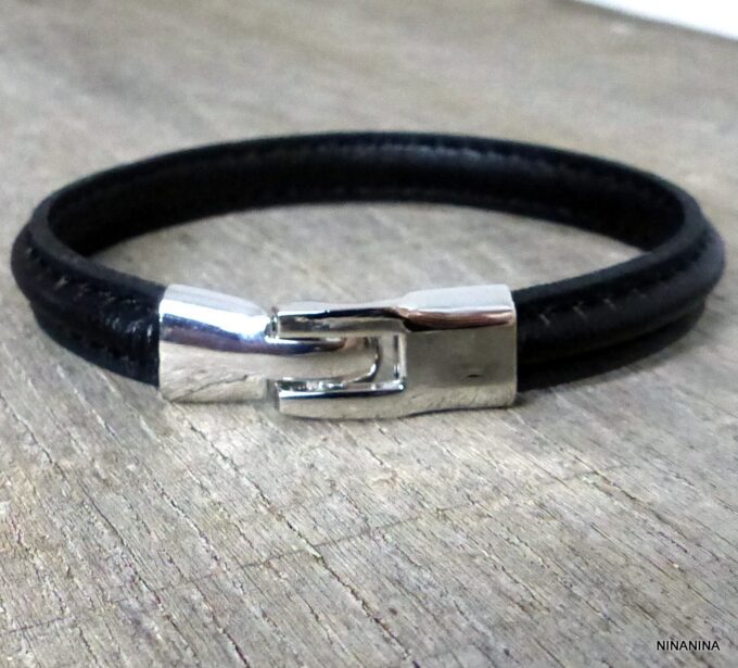 N2439tere_Bracelet_homme_cuir_demi-rond_noir_surpique_fermoir_metal_argent