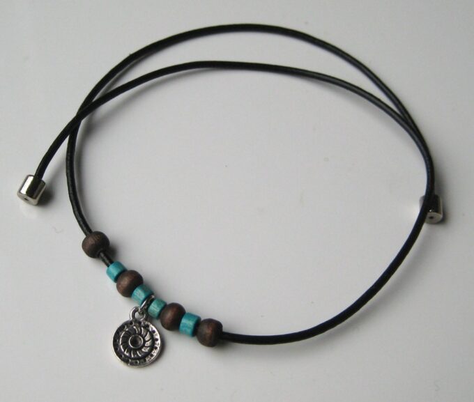 N2457a_collier_homme_cuir_argent_et_bois