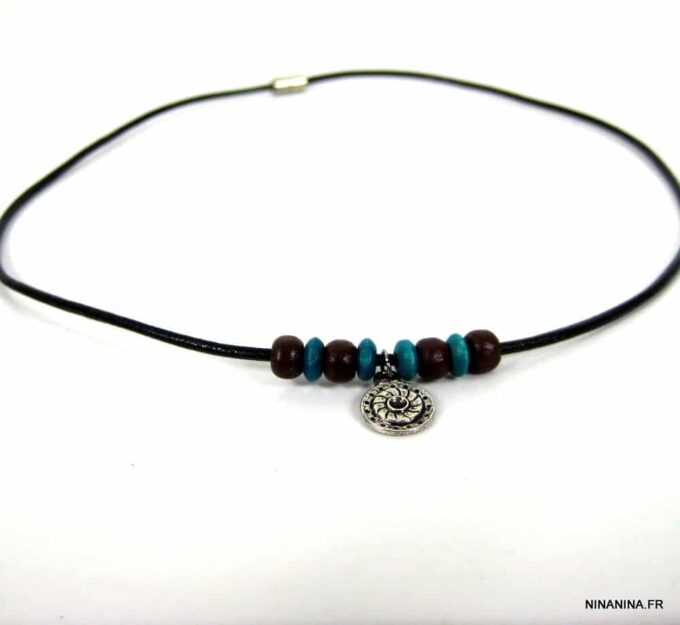 N2457terb_collier_cordon_cuir_argent_et_perles_bois