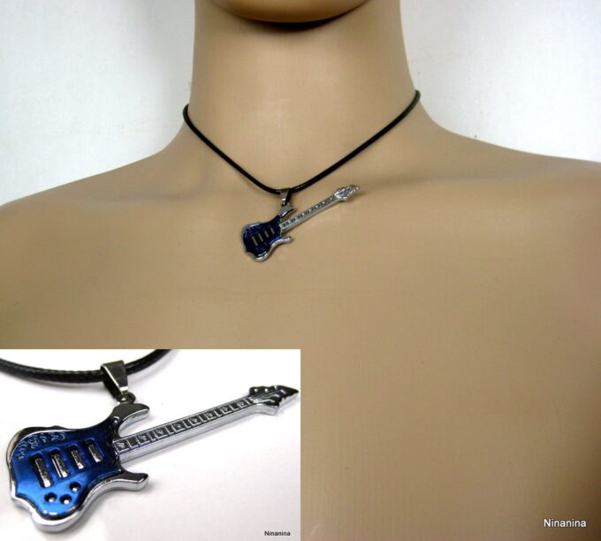 N2471tera_collier_cordon_guitare_bleue