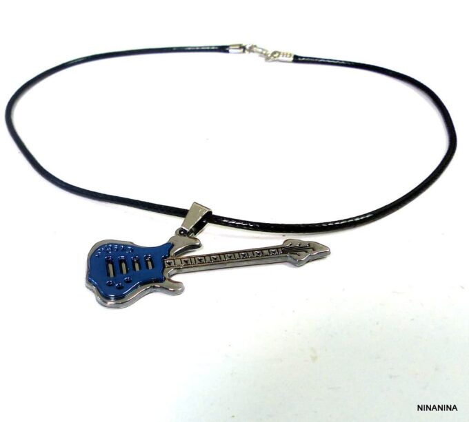 N2471terh_Collier_homme_cordon_guitare_bass_bleue