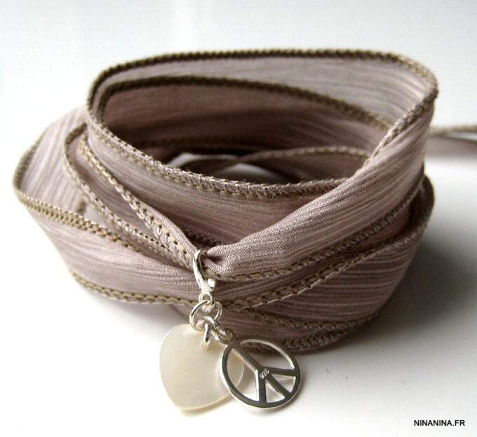 N2477b_bracelet_wrap_peace_soie_et_argent_massif