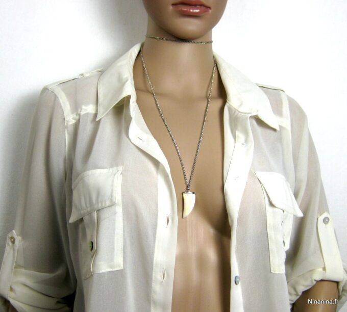 N2486tere_collier_lon_dent_de_requin_nacre