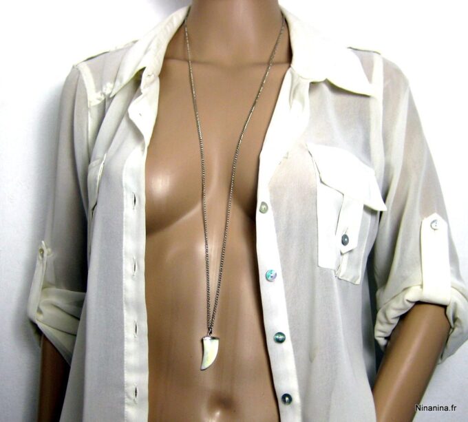 N2486terf_collier_lon_dent_de_requin_nacre