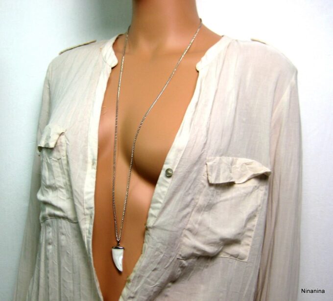 N2486terf_sautoir_dent_de_requin_nacre-1