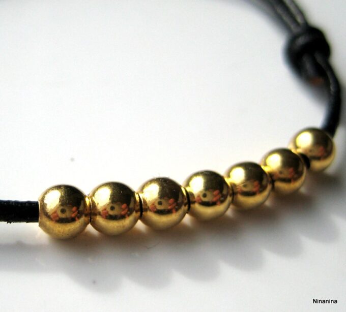 N2510a_bracelet_cuir_et_perles_plaque_or