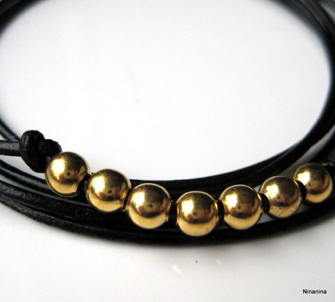 N2511a_bracelet_cuir_et_perles_plaque_or