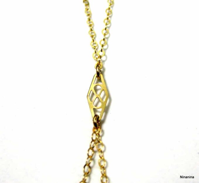 N2544tera_chaine_de_corps_plaque_or