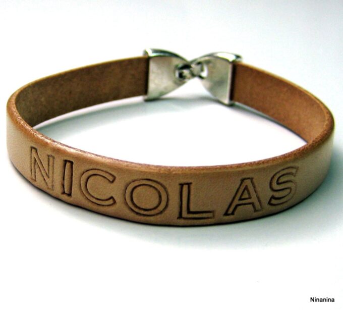 N2585tera_bracelet_cuir_grave_prenom