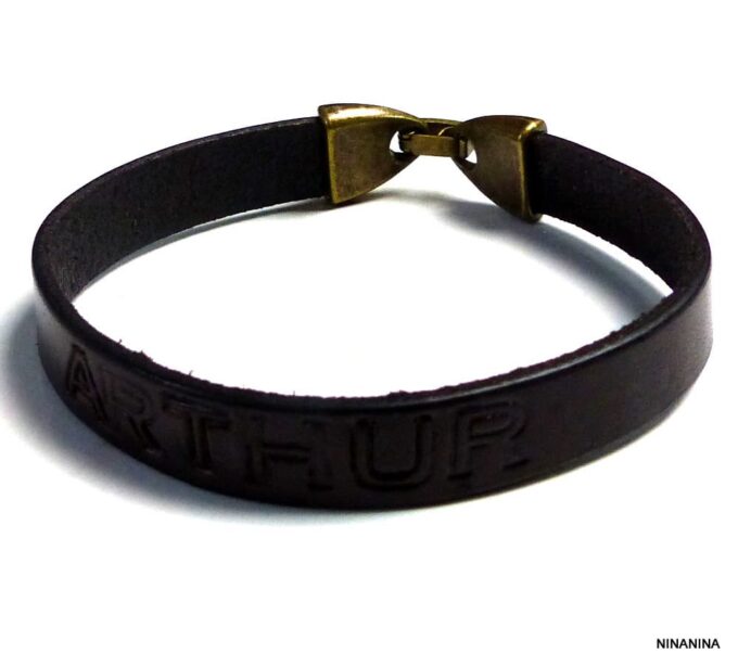 N2585terg_Bracelet_homme_cuir_personnalise_prenom_fermoir_bronze