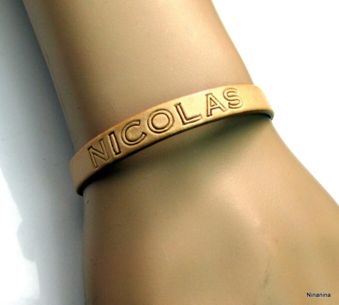 N2585terh_bracelet_cuir_grave_prenom