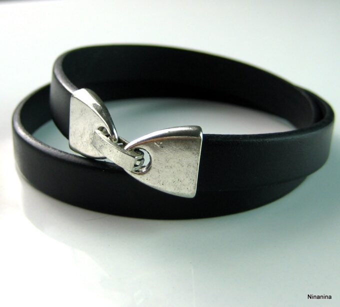 N2586ter_bracelet_cuir_grave
