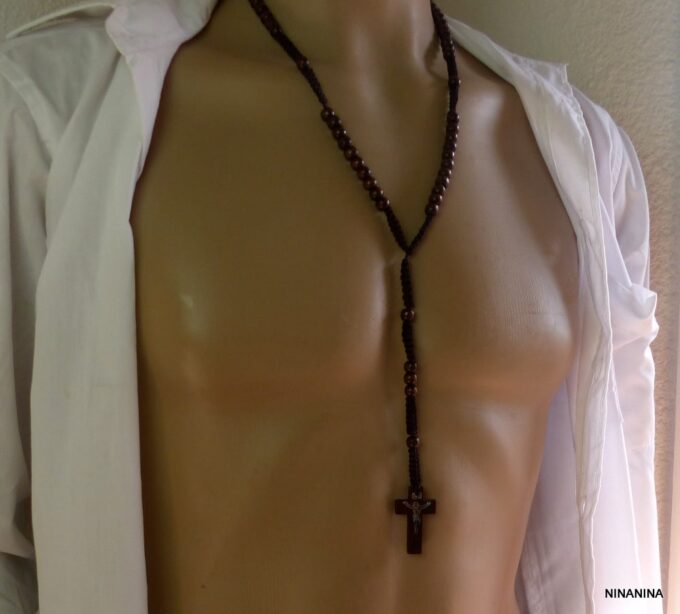 N2599C_Collier_chapelet_homme_bois_marron_NINANINA